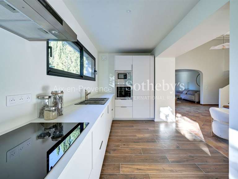 Maison Aix-en-Provence - 4 chambres - 180m²