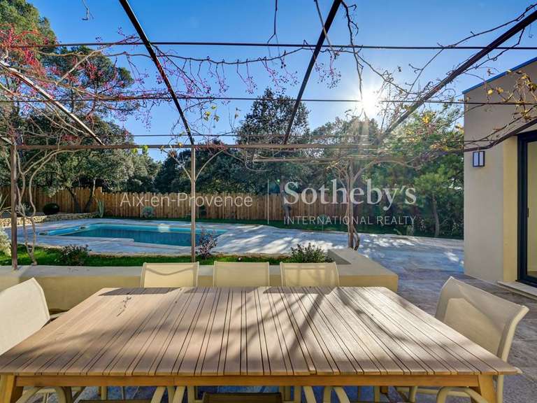 Maison Aix-en-Provence - 4 chambres - 180m²