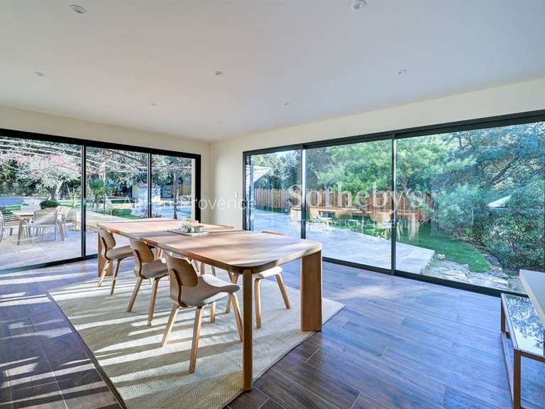 Maison Aix-en-Provence - 4 chambres - 180m²