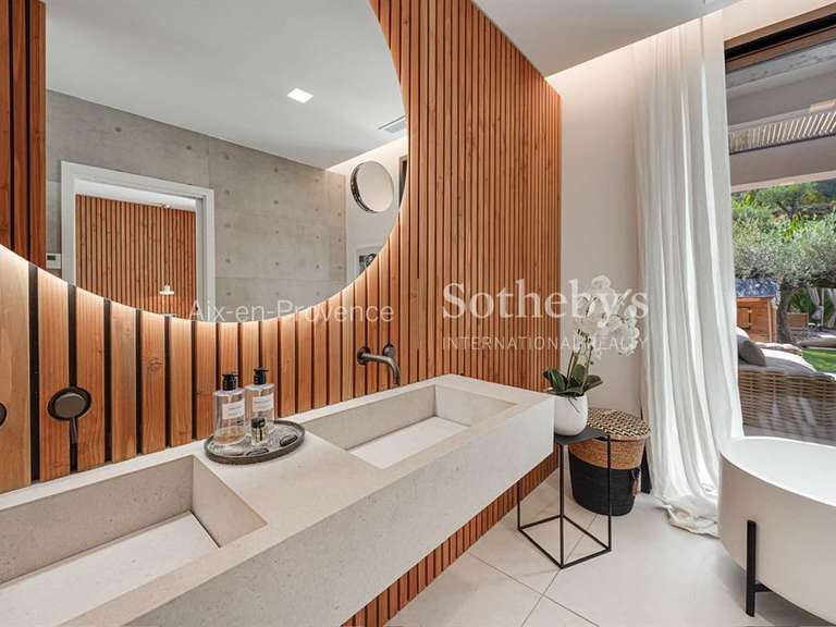 House Aix-en-Provence - 5 bedrooms - 350m²