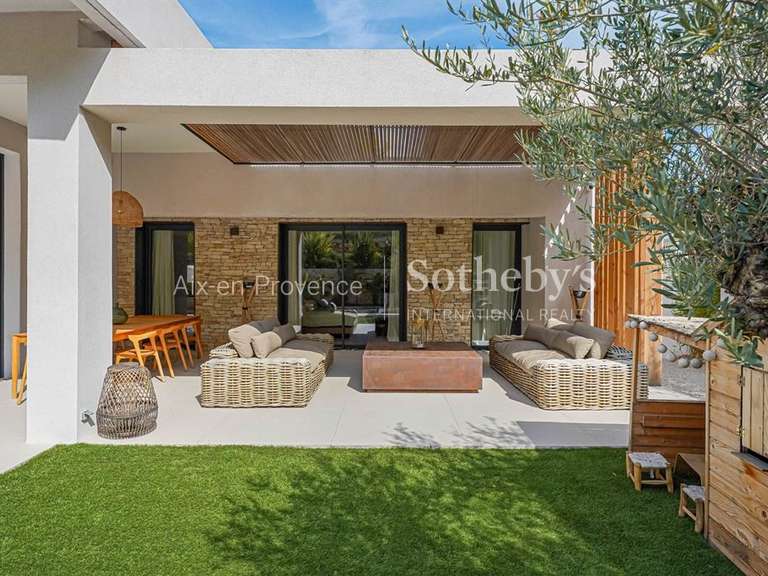 House Aix-en-Provence - 5 bedrooms - 350m²