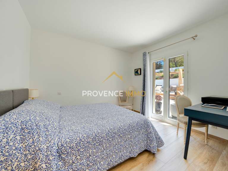 Maison Aix-en-Provence - 3 chambres - 233m²