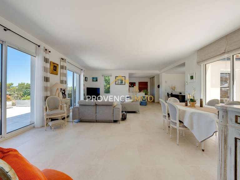 Maison Aix-en-Provence - 3 chambres - 233m²