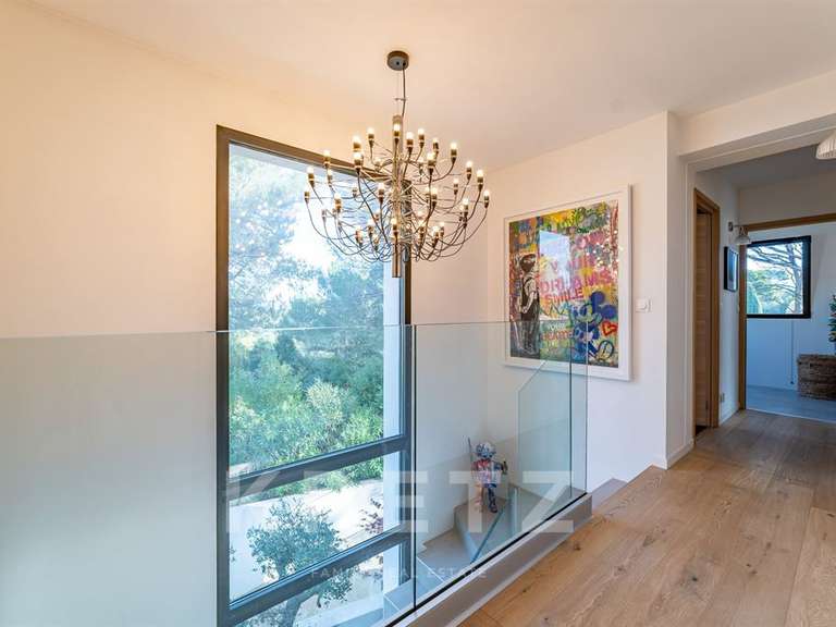 Maison Aix-en-Provence - 4 chambres - 207m²