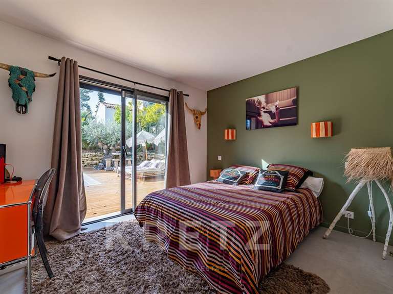Maison Aix-en-Provence - 4 chambres - 207m²