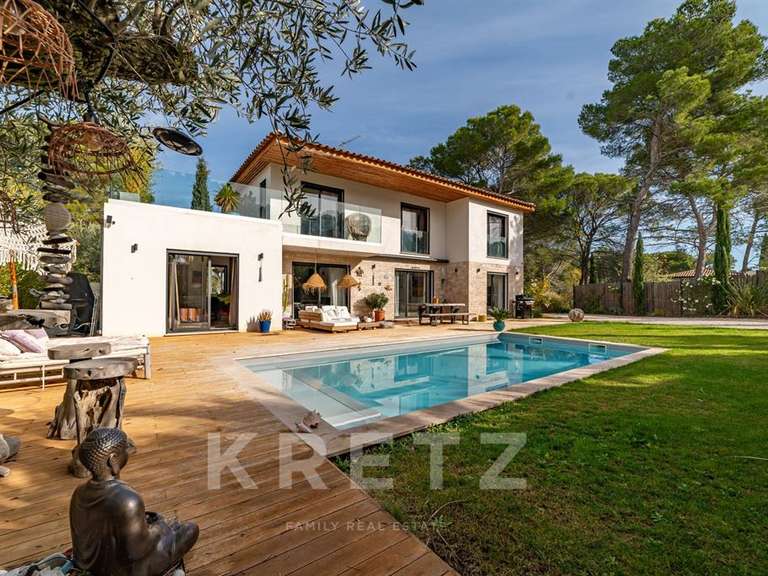 Maison Aix-en-Provence - 4 chambres - 207m²