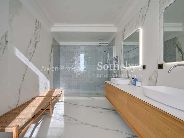 Maison Aix-en-Provence - 7 chambres - 773m²