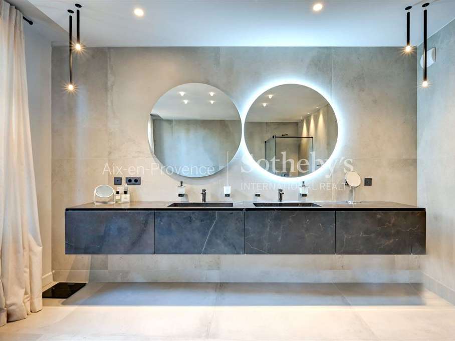 House Aix-en-Provence