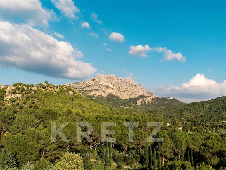 Maison Aix-en-Provence - 4 chambres - 300m²