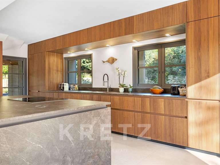 Maison Aix-en-Provence - 4 chambres - 300m²