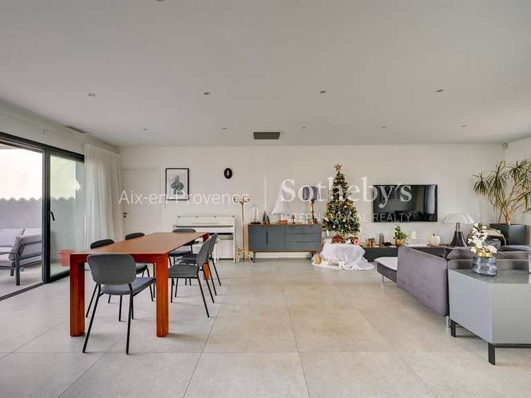 Maison Aix-en-Provence - 4 chambres - 160m²