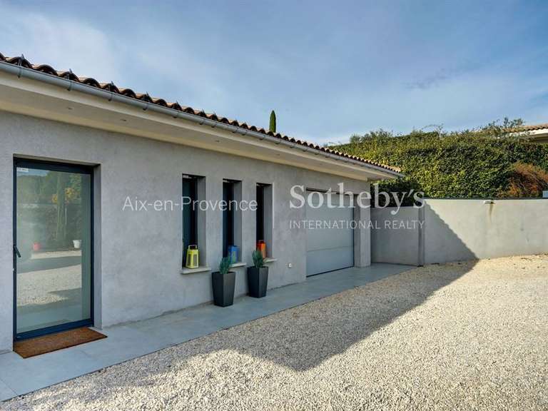 Maison Aix-en-Provence - 4 chambres - 160m²