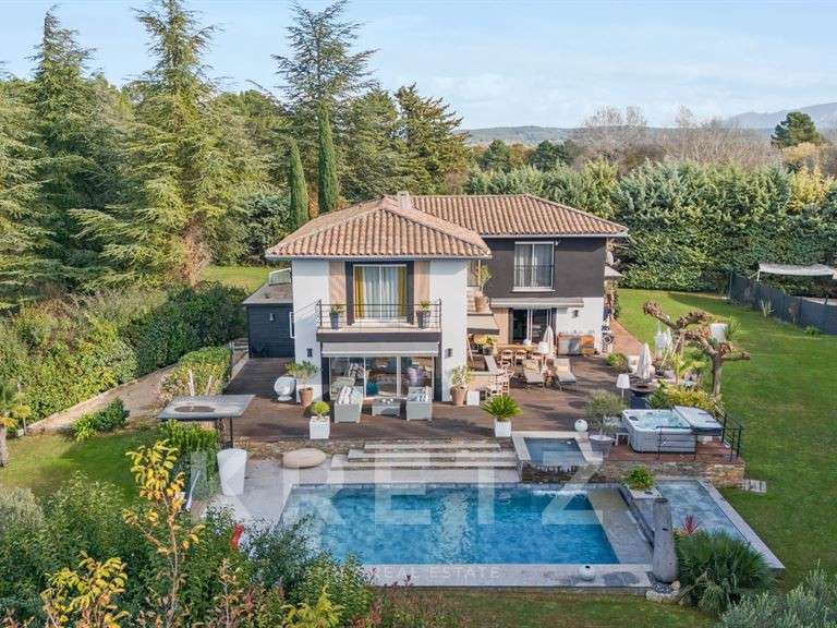 Maison Aix-en-Provence - 4 chambres - 300m²