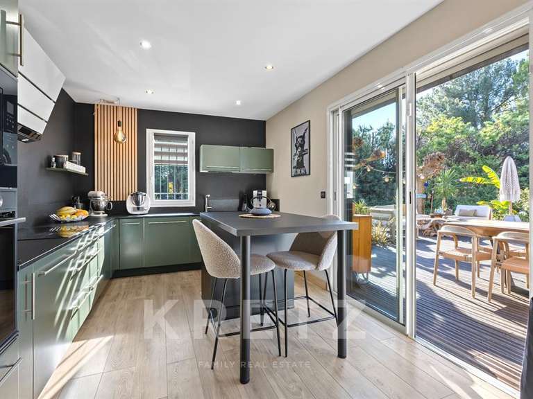 Maison Aix-en-Provence - 4 chambres - 300m²