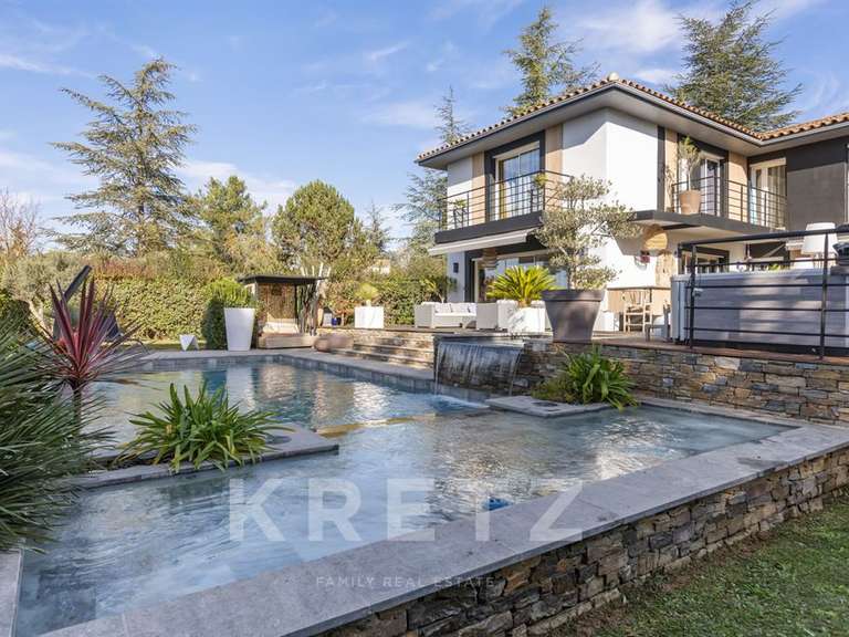 Maison Aix-en-Provence - 4 chambres - 300m²