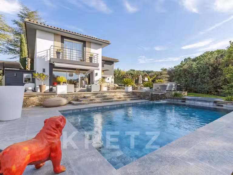 Maison Aix-en-Provence - 4 chambres - 300m²