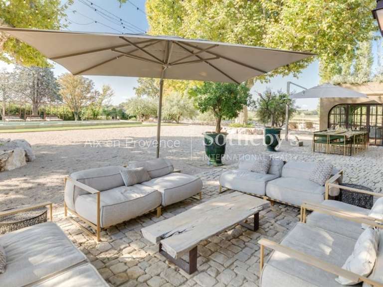 Maison Aix-en-Provence - 12 chambres - 620m²