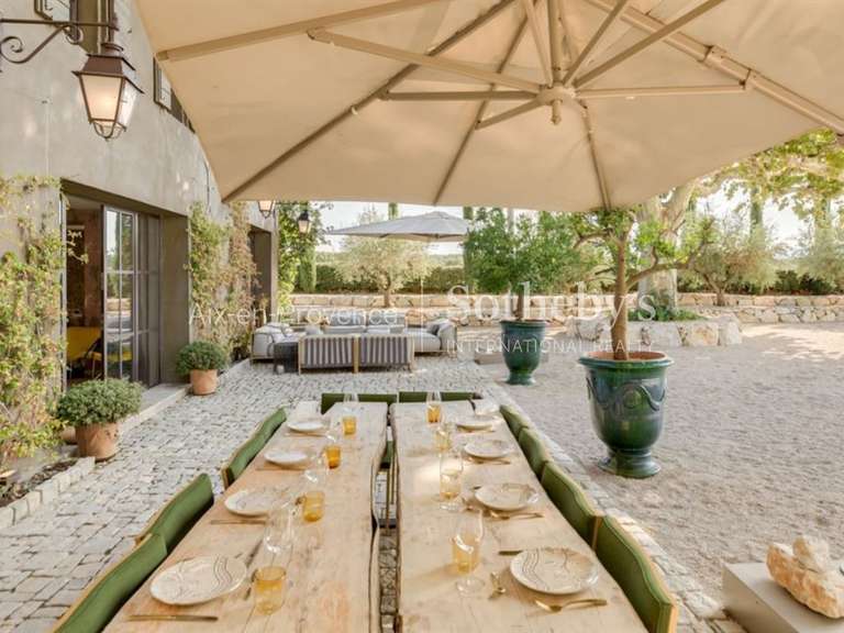 Maison Aix-en-Provence - 6 chambres - 450m²