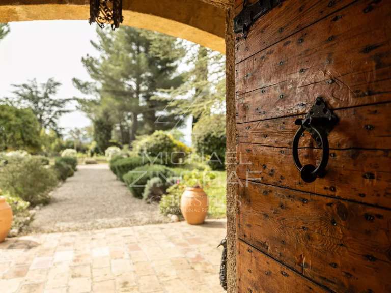 Maison Aix-en-Provence - 4 chambres - 284m²