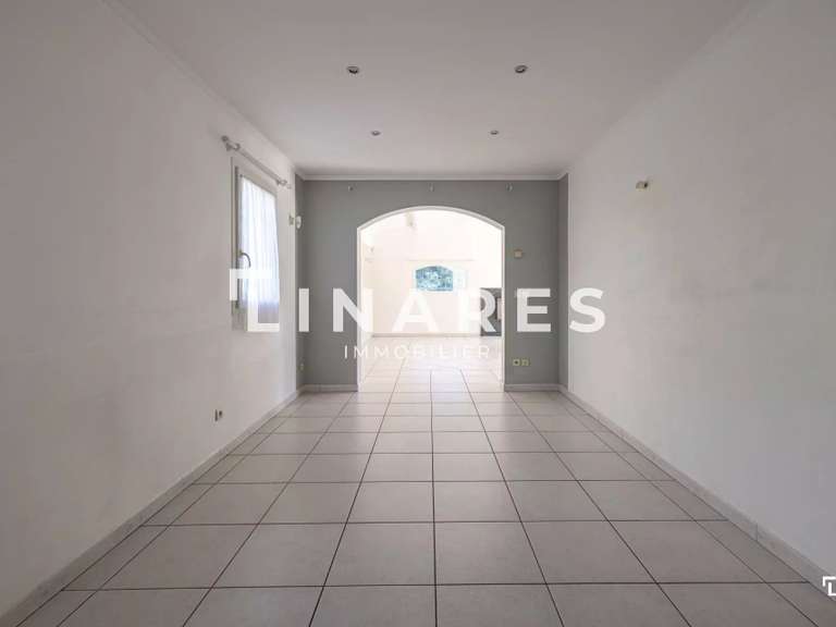 Maison Aix-en-Provence - 4 chambres - 179m²