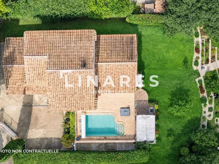 Maison Aix-en-Provence - 4 chambres - 179m²