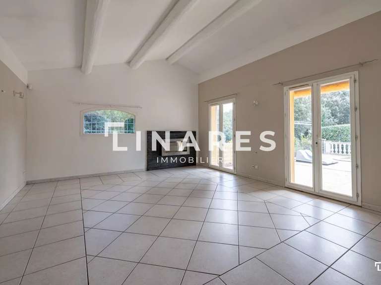 Maison Aix-en-Provence - 4 chambres - 179m²