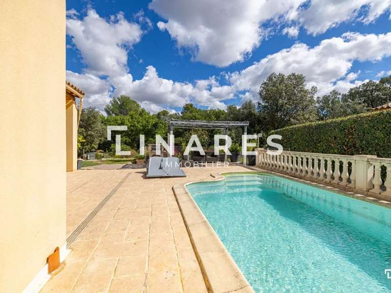 Maison Aix-en-Provence - 4 chambres - 179m²