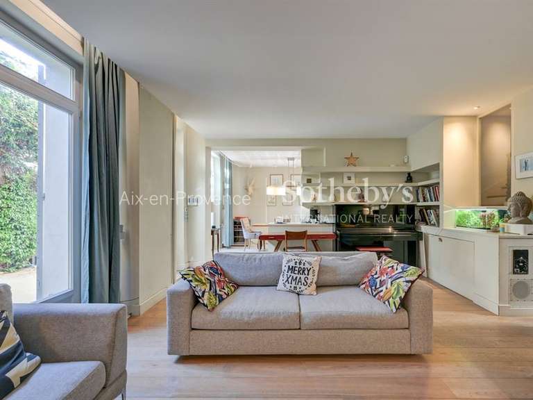 House Aix-en-Provence - 7 bedrooms - 227m²