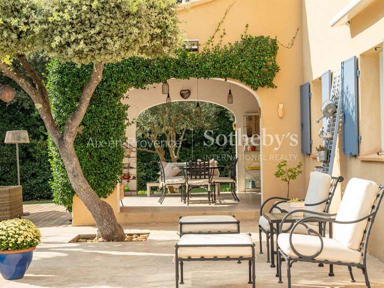Maison Aix-en-Provence - 4 chambres - 280m²