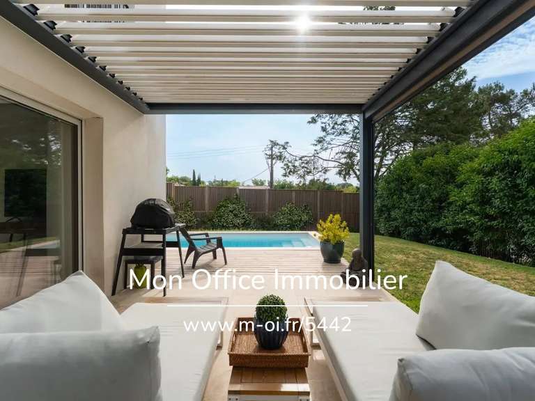 Maison Aix-en-Provence - 3 chambres - 116m²
