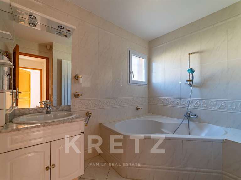 Maison Aix-en-Provence - 6 chambres - 310m²