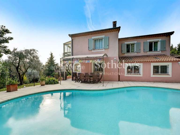 Maison Aix-en-Provence - 6 chambres - 220m²