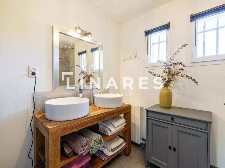 Maison Aix-en-Provence - 4 chambres - 162m²