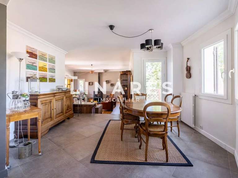 Maison Aix-en-Provence - 4 chambres - 162m²