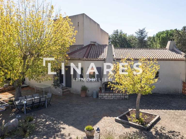 Maison Aix-en-Provence - 4 chambres - 162m²