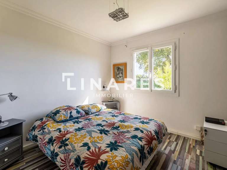 Maison Aix-en-Provence - 4 chambres - 162m²