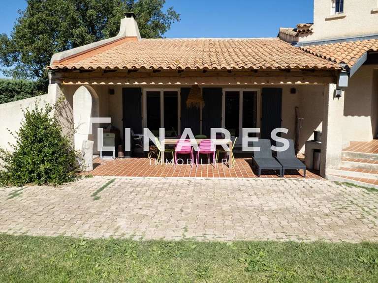 Maison Aix-en-Provence - 4 chambres - 162m²