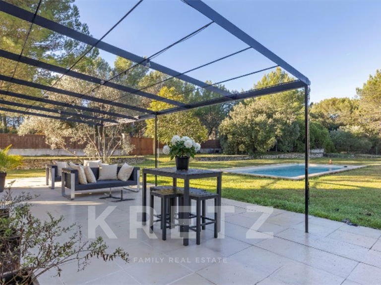 Maison Aix-en-Provence - 4 chambres - 165m²