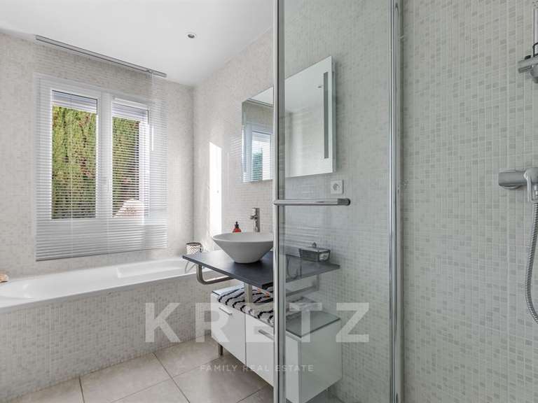 Maison Aix-en-Provence - 4 chambres - 165m²