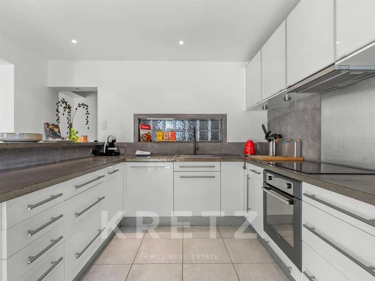 Maison Aix-en-Provence - 4 chambres - 165m²