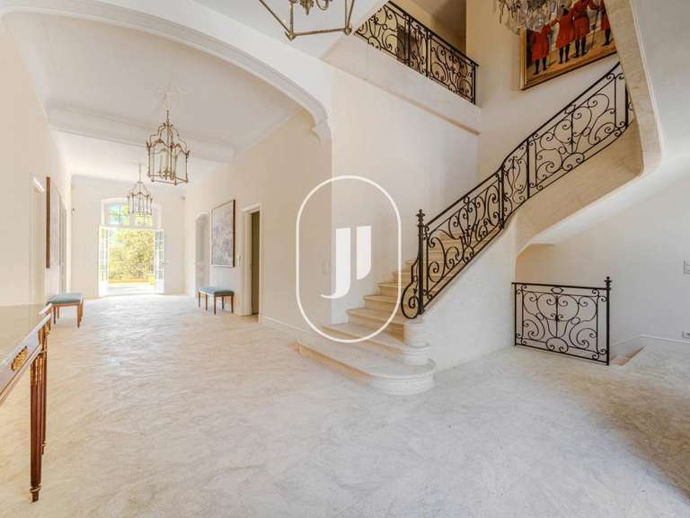 House Aix-en-Provence - 8 bedrooms - 648m²