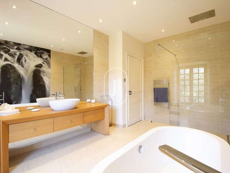 House Aix-en-Provence - 8 bedrooms - 648m²