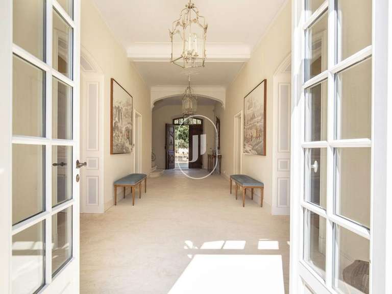 Maison Aix-en-Provence - 8 chambres - 648m²