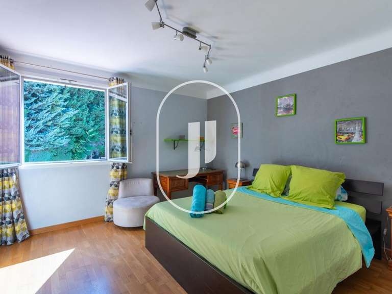 Maison Aix-en-Provence - 6 chambres - 220m²