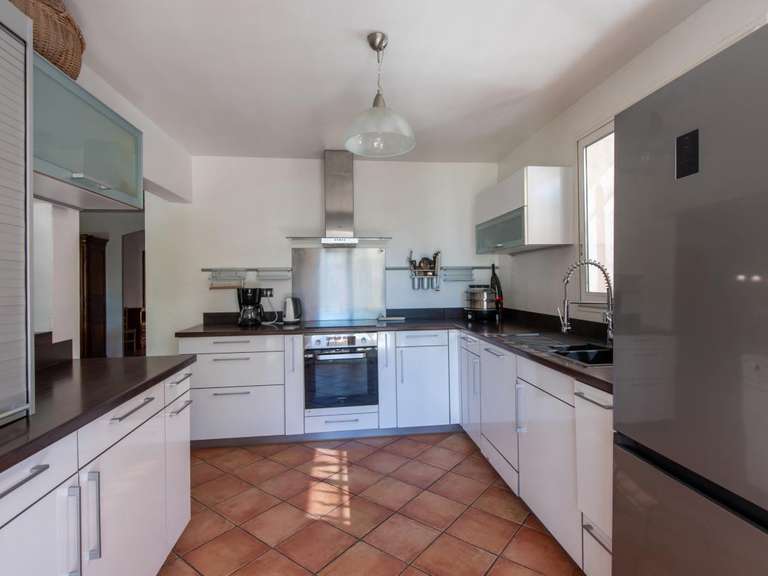 Maison Aix-en-Provence - 6 chambres - 220m²