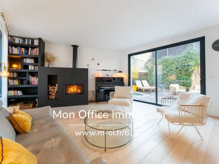Maison Aix-en-Provence - 5 chambres - 160m²