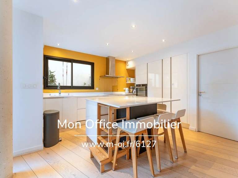 Maison Aix-en-Provence - 5 chambres - 160m²