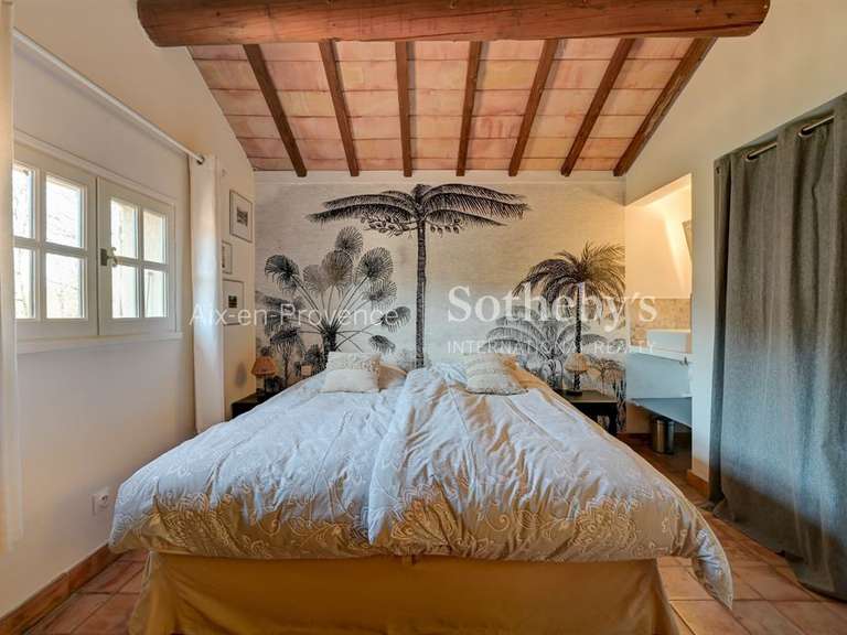 Maison Aix-en-Provence - 4 chambres - 220m²