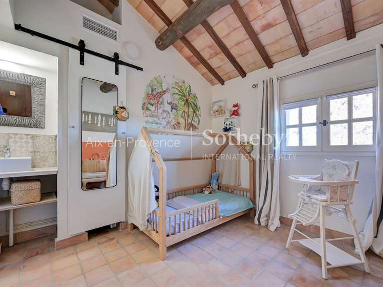Maison Aix-en-Provence - 4 chambres - 220m²