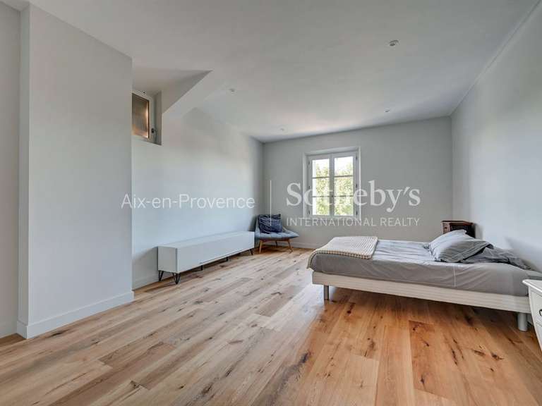 Maison Aix-en-Provence - 7 chambres - 670m²